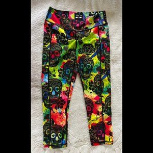 CVG Tie Dye Skulls Capris